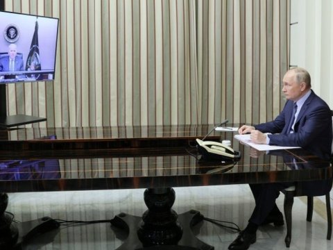 Bayden yenidən Putinlə danışmaq İSTƏYİR