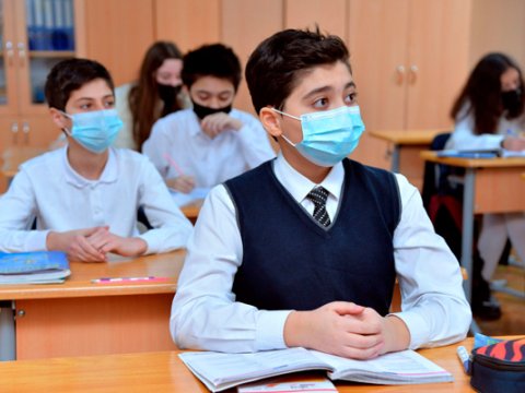Koronavirusa görə bağlanan məktəblər AÇILDI