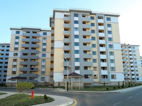 Nazirlik mənzillərin satışından əldə olunan pulun hara xərcləcəyini açıqladı