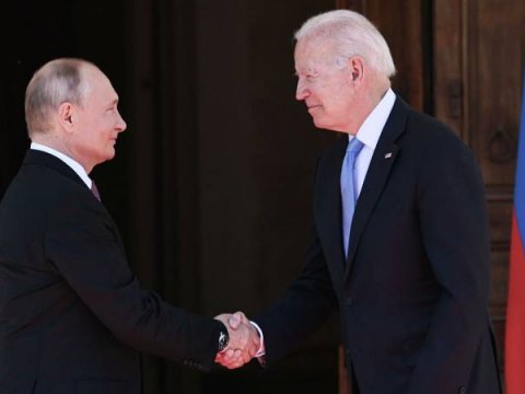 “Putin Baydenlə dost deyil” - Prezidentin mətbuat katibi 