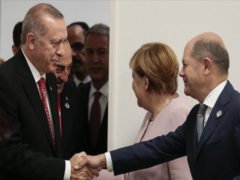 Şoltz Ərdoğanla da danışdı