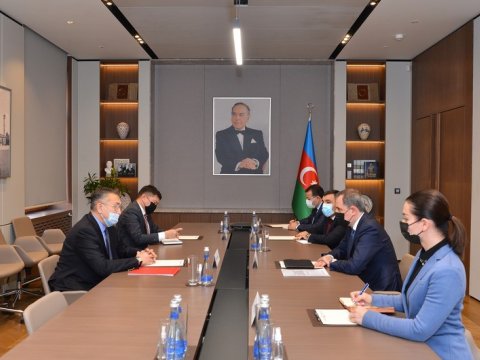 Ceyhun Bayramov Qırğızıstanın Təhlükəsizlik Şurasının sədr müavini ilə görüşüb