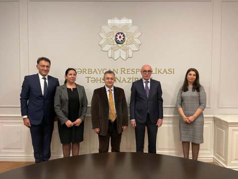 Türkiyəli rektor nazir müavini və deputatlarla görüşdü - FOTO