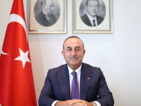 Çavuşoğlu İlham Əliyevi təbrik etdi