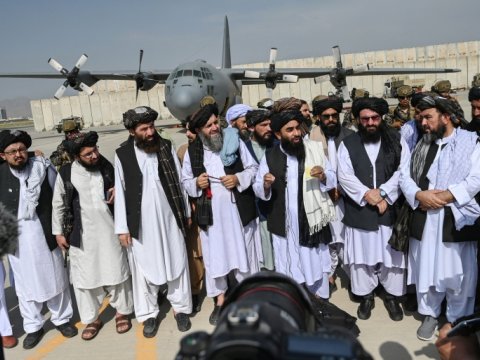 “Taliban”ın adından sui-istifadə edən 1895 nəfər işdən çıxarıldı