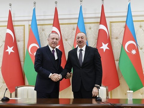 Ərdoğan İlham Əliyevə zəng etdi