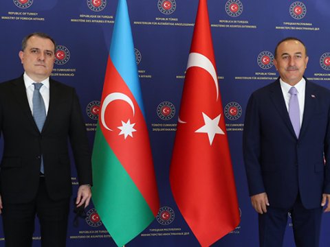 Azərbaycan və Türkiyə XİN rəhbərləri telefonla DANIŞDI
