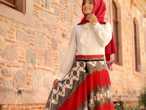 Özbəkistanda hicab və uzun ətək qadağan OLUNDU