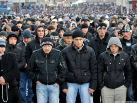 Rusiyada qanunsuz işləyən miqrantlar deportasiya olunacaq