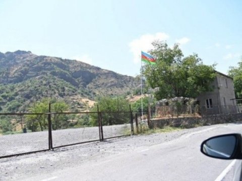 Azərbaycan erməni mülki şəxsi Ermənistana verdi