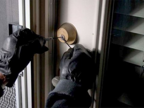 Depodan 5000 min manatlıq oğurluq