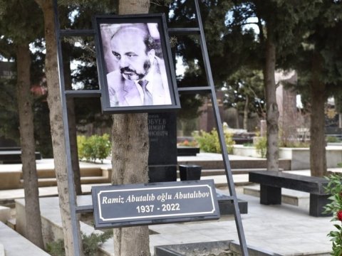 Ramiz Abutalıbov II Fəxri xiyabanda dəfn olundu