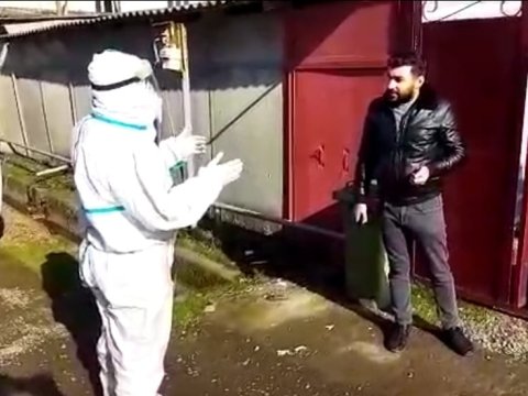 COVID xəstəsi evə göndərildi
