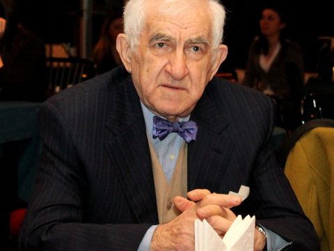 Məşhur bəstəkar şəxsi əşyalarını muzeyə bağışladı