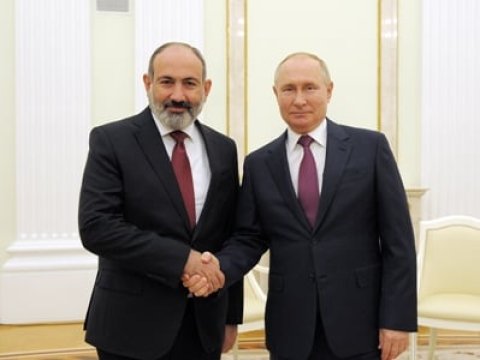 Paşinyan Putinlə DANIŞDI 