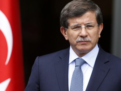 Əhməd Davudoğlu Tokayevin KTMT-yə müraciətindən TƏƏSSÜFLƏNİB