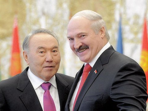 Lukaşenko və Nazarbayev arasında telefon DANIŞIĞI