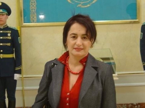 Nazarbayın yurdu qan içindədir