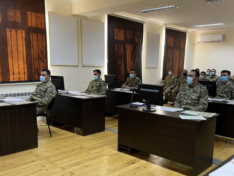 Orduda tabor komandirləri ilə TOPLANIŞ