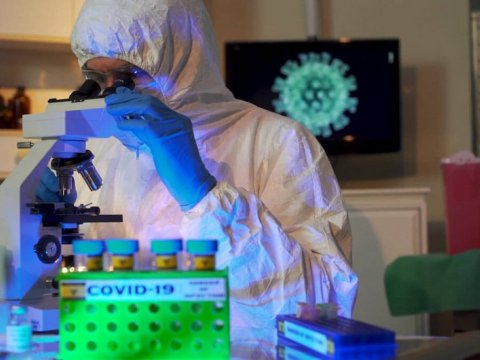 “Omicron” pandemiyanın başa çatmasından XƏBƏR VERİR