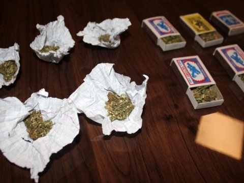 Göyçay sakinlərindən heroin və “patı” götürüldü - FOTO