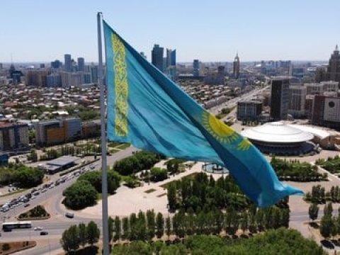 Xarici investorlar Qazaxıstanı tərk edir