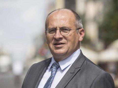 ATƏT sədri Qazaxıstanın XİN başçısı ilə danışdı