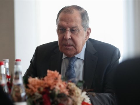 Lavrov çinli həmkarı ilə Qazaxıstanı müzakirə etdi