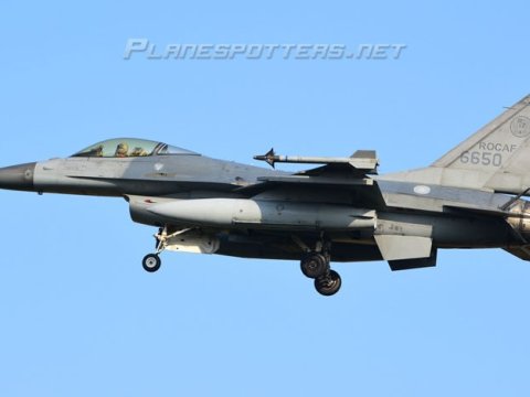 Tayvanda F-16 qəzası