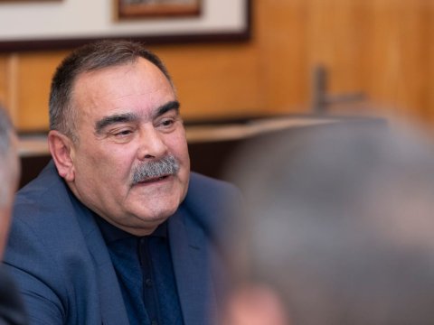 Elmi dərəcə alanlara pul mükafatı verilir - REKTOR