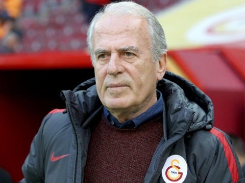 Mustafa Denizli istefa verdi