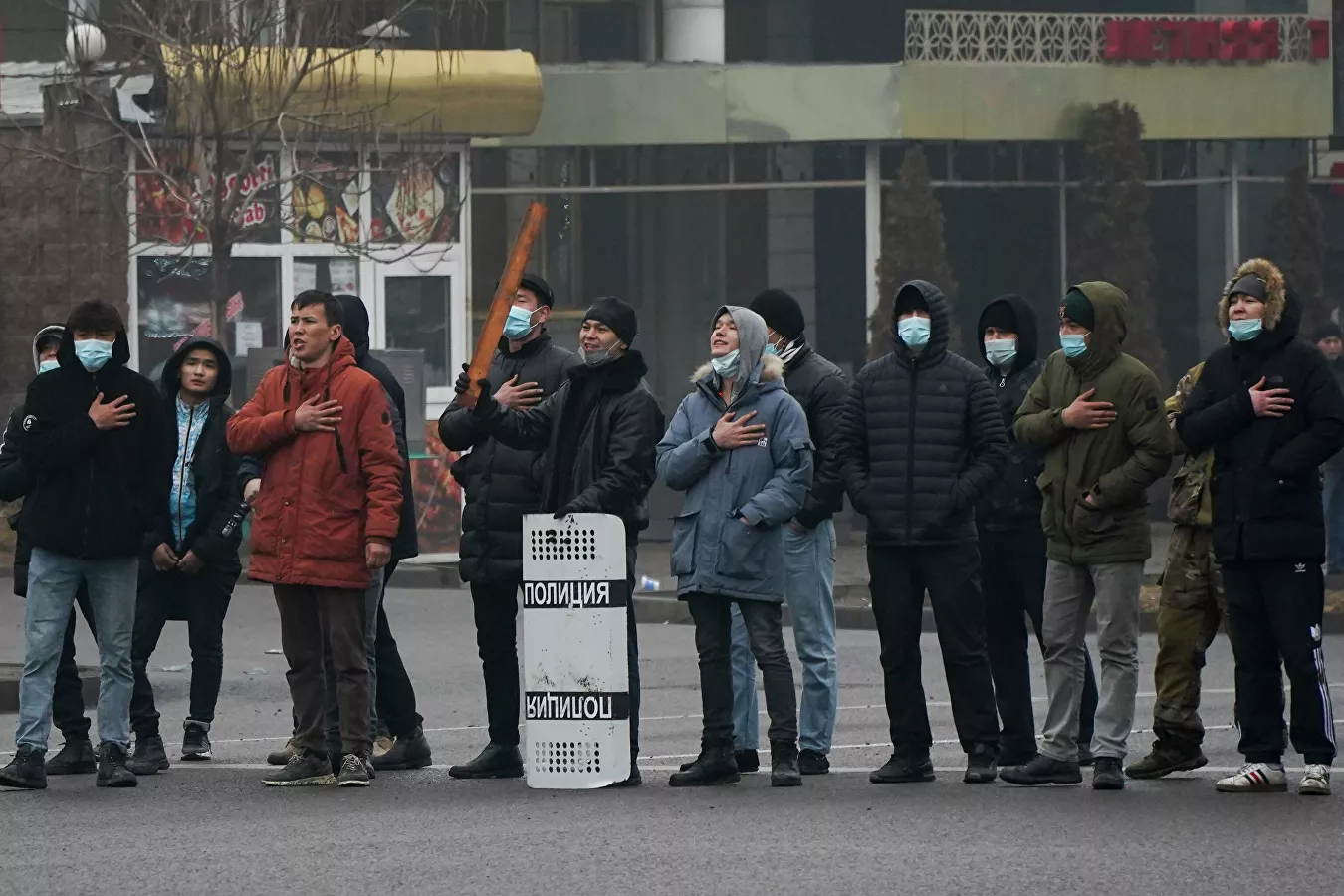 Qazaxıstanda xalqın narazı olduğu məsələlər həll edilib