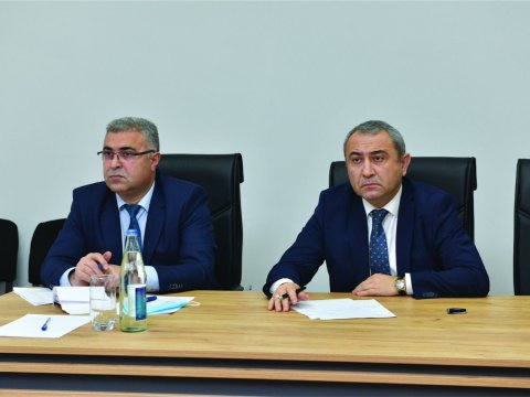 Nazirlikdə qanunsuz avtovağzallar məsələsinə görə TOPLANTI
