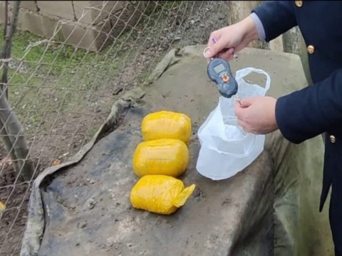 Keçmiş məhkum yenə qandallandı