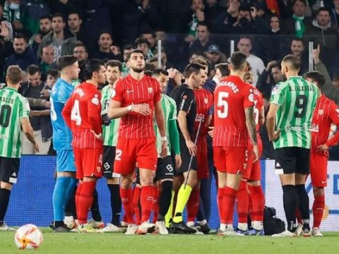 Kubok oyunu yarımçıq dayandırıldı