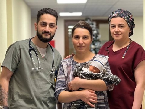 İrəvanda qadın 9-cu oğlunu doğdu, ona terrorçunun adını qoydular 