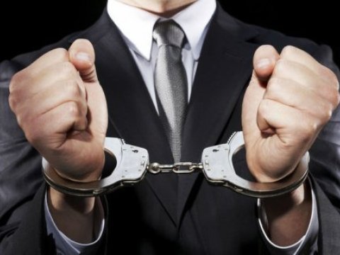 Qaydaları pozan vəzifəli şəxslər cəzalandırıldı