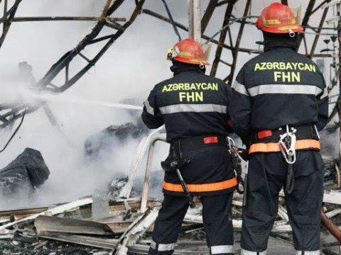 5 uşaq yanğından xilas edildi