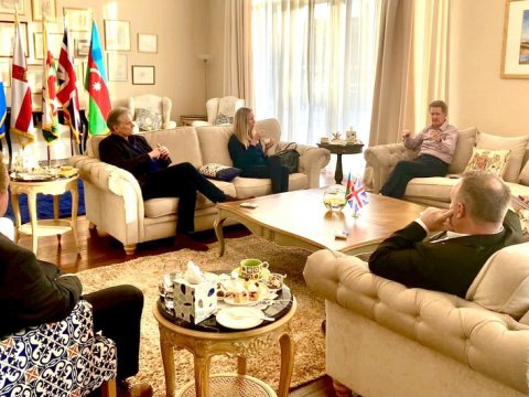 Britaniya minalarla mübarizə təcrübəsini Azərbaycanla bölüşür