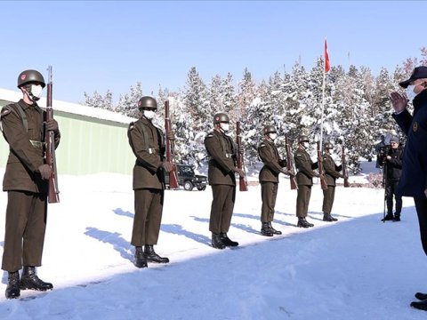 Akar generallarla birgə İraq sərhədində - FOTO