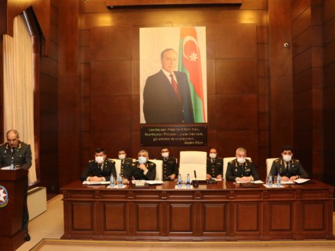 Nöqsanlara yol verən 6 hərbi prokuror CƏZALANDIRILIB