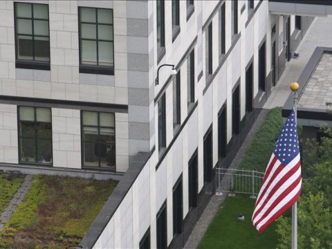 ABŞ diplomatların ailələrini Ukraynadan çıxarır