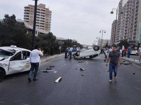 Bakıda yol qəzalarında 197 nəfər ölüb