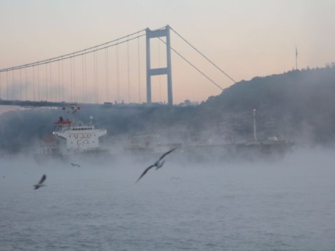 Türkiyə Bosfor boğazını bağladı