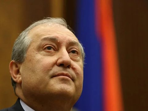 Müdafiə naziri Sarkisyanı döyübmüş... - İLGİNC FAKTLAR