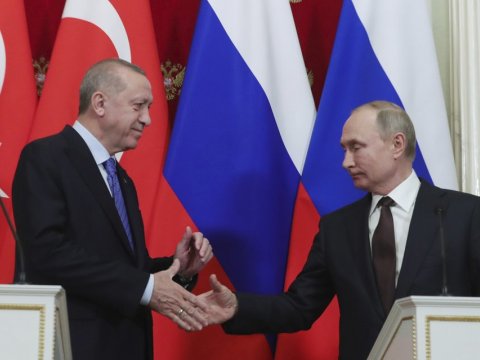Ərdoğan Zelenskidən sonra Putinlə də görüşə BİLƏR