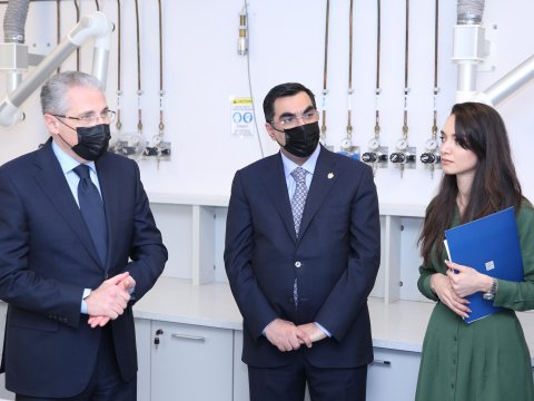 Bakı Ali Neft Məktəbində yeni mərkəz açıldı - FOTOLAR