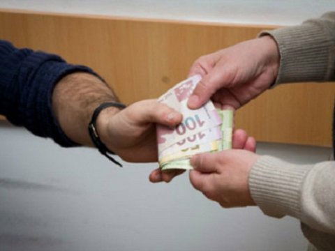 Gömrükçülərlə bağlı 20-yə yaxın korrupsiya faktı aşkarlandı