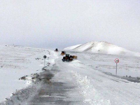 Kəlbəcər və Laçındakı qoşunlarımızın təminatı ilə bağlı yeni VİDEO