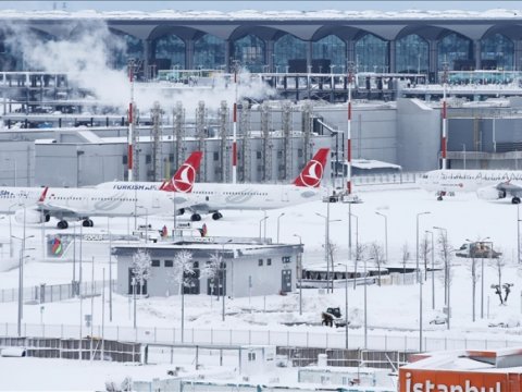İstanbul qara təslim oldu...